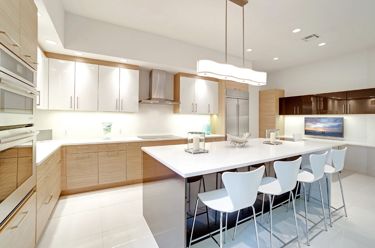 VUE Sarasota BaySales Environment Design