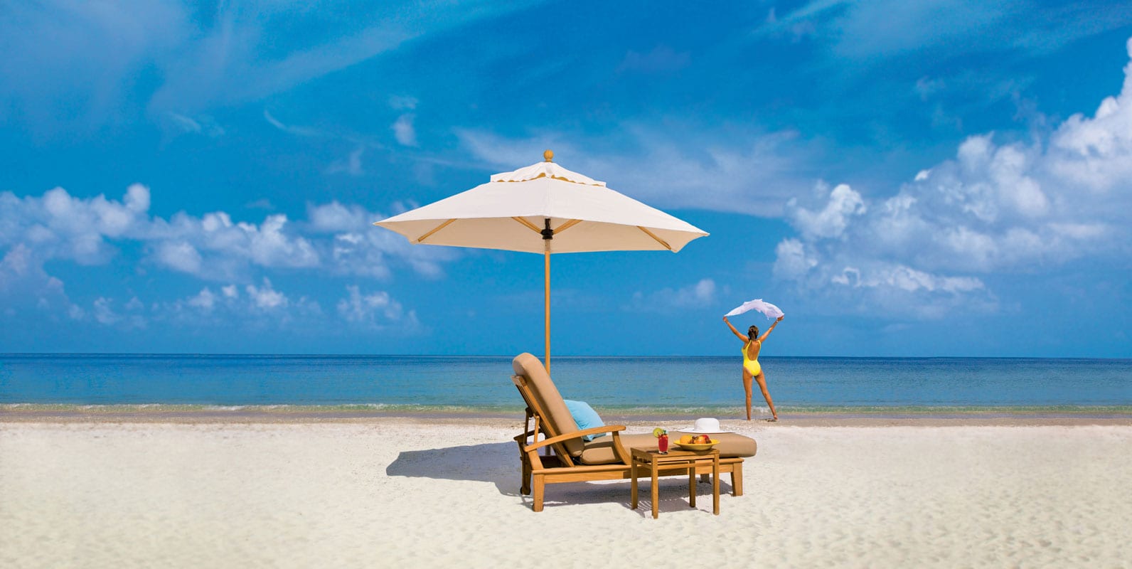 West Bay Beach & Golf Club Life Style